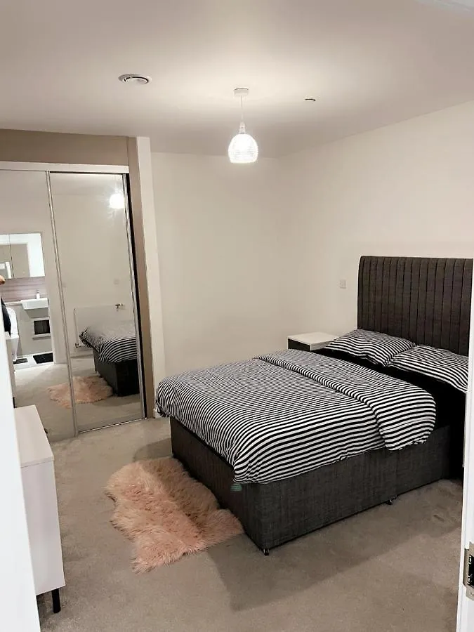 Dee Place location